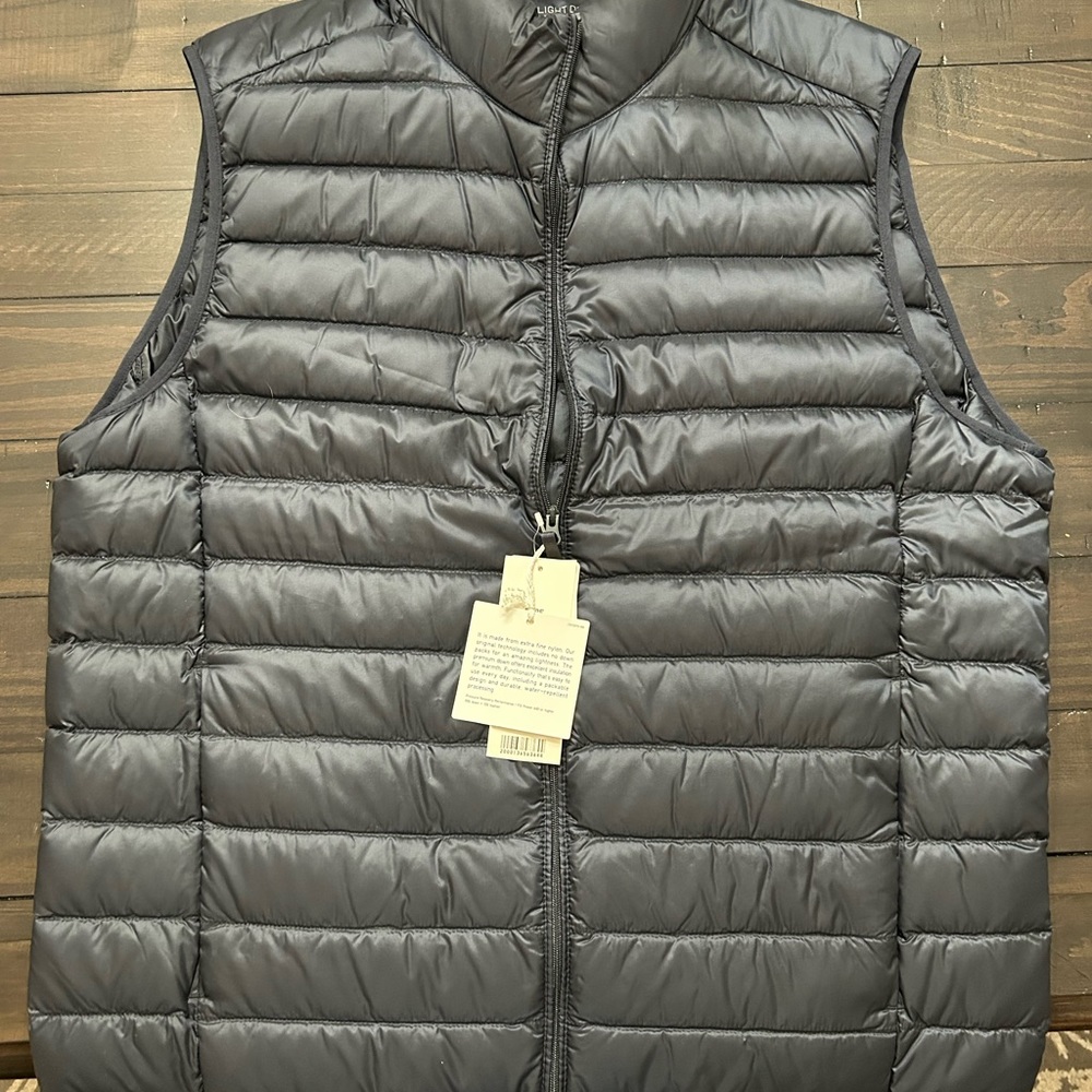 Light down navy vest size L